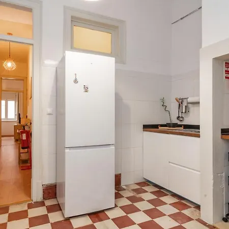 Spacious In Anjos By Lovelystay *