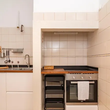Apartment Anjos' Escape By Lovelystay Lisbon