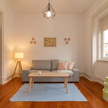 Spacious In Anjos By Lovelystay * Лиссабон