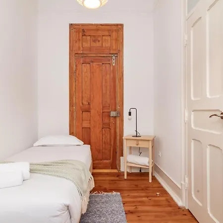Apartment Anjos' Escape By Lovelystay Lisbon