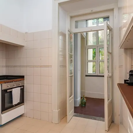 Anjos' Escape By Lovelystay *