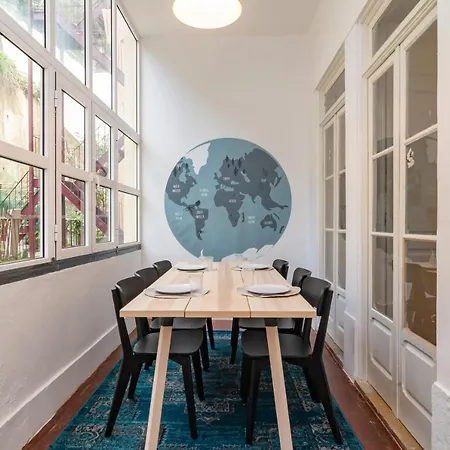 Spacious In Anjos By Lovelystay Апартаменты Лиссабон
