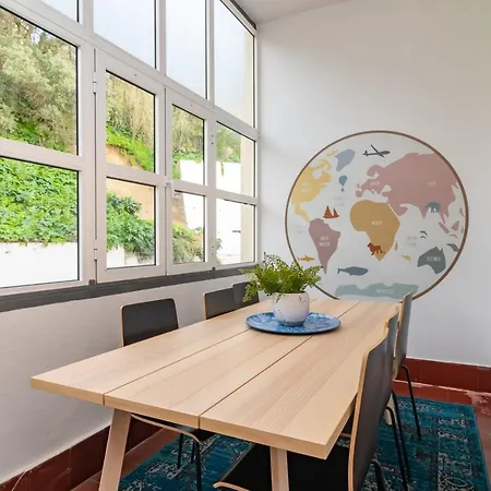 Spacious In Anjos By Lovelystay Апартаменты