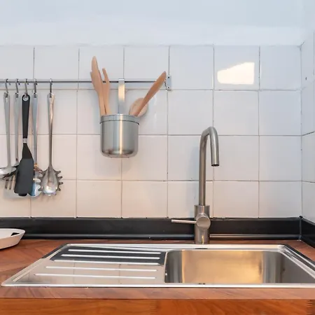Anjos' Escape By Lovelystay Lisbon