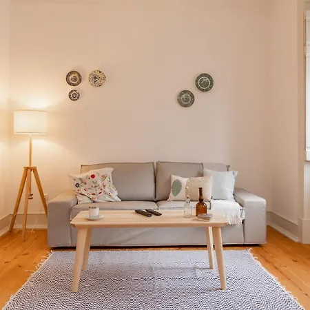 Apartment Anjos' Escape By Lovelystay Lisbon