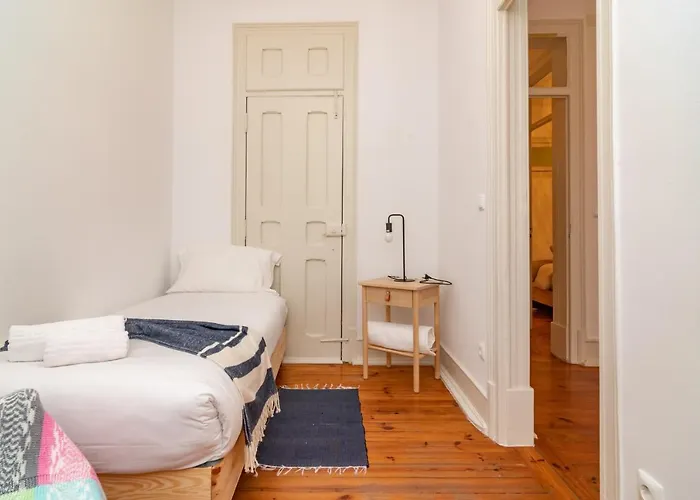 Apartment Anjos' Escape By Lovelystay Lisbon