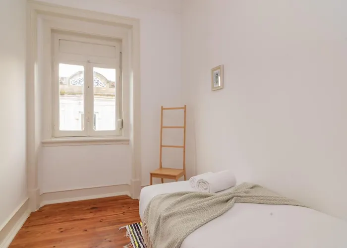 Apartment Anjos' Escape By Lovelystay Lisbon