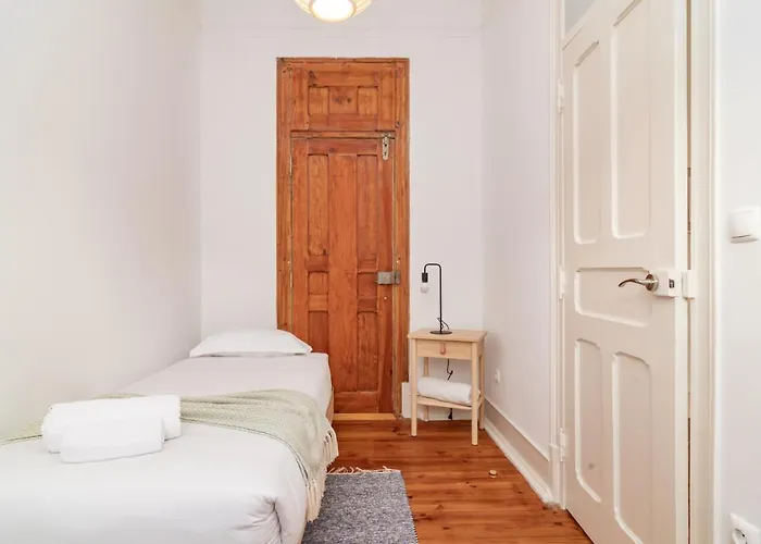Apartment Anjos' Escape By Lovelystay Lisbon