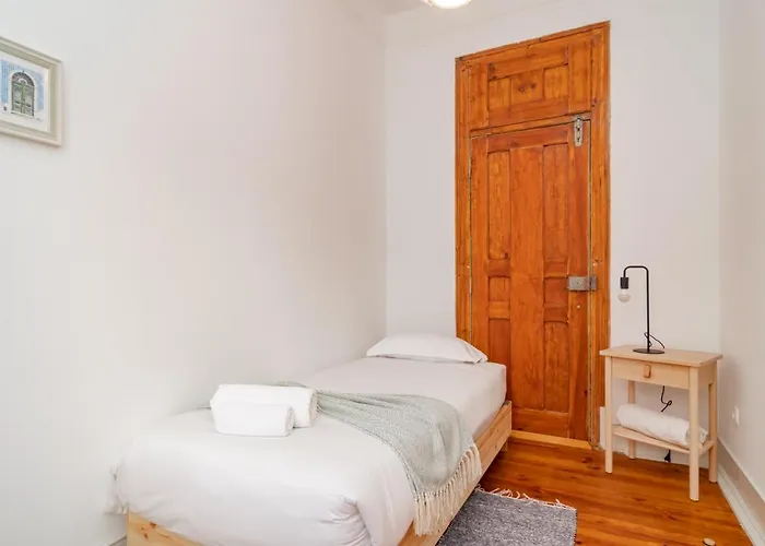 Apartment Anjos' Escape By Lovelystay Lisbon